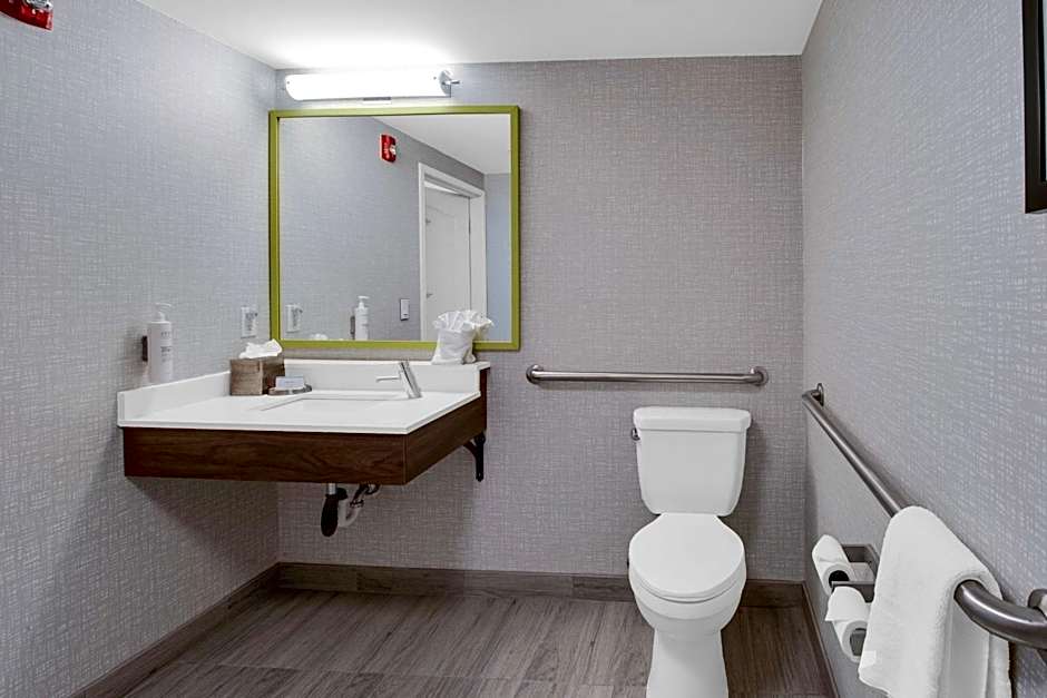 Hampton Inn By Hilton & Suites Sarasota/Bradenton-Airport