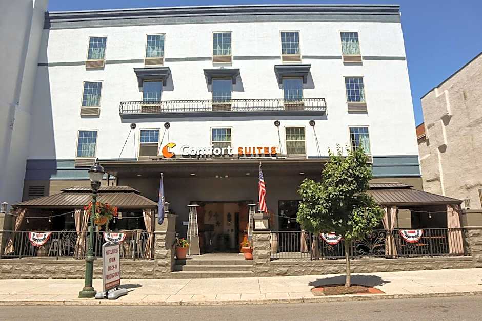 Comfort Suites Downtown Carlisle