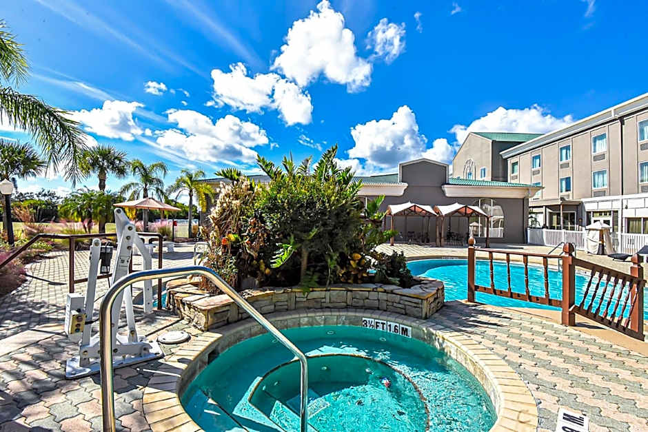 Holiday Inn Express & Suites Cocoa by IHG