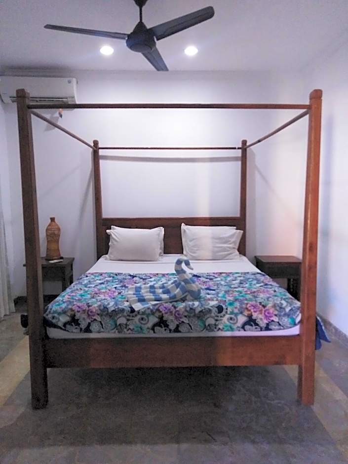 Bali Court Hotel & Apartment