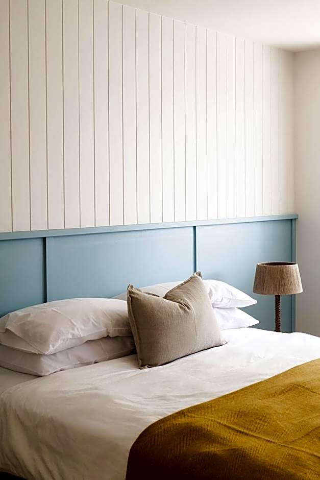 The Blue Water Motel