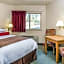 Super 8 By Wyndham St. Regis