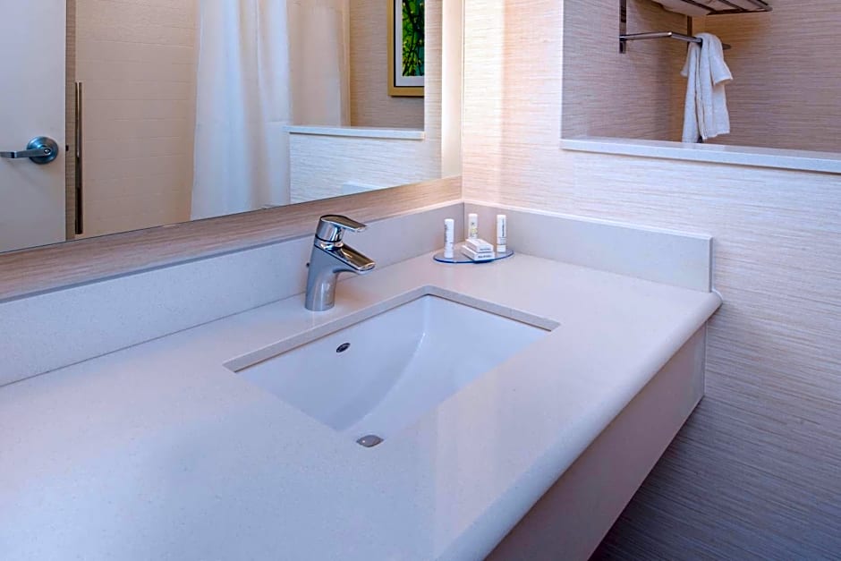 Fairfield Inn & Suites by Marriott Akron Stow