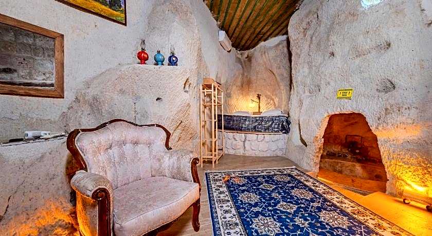 Saliche Cave Suite