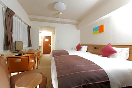 Superior Twin Room - Non-Smoking - House Keeping is Optional with Additional Cost