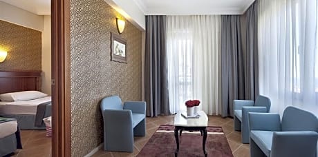 Family Connecting Room