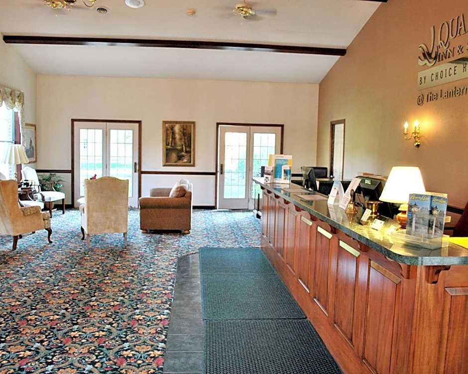 Rodeway Inn & Suites Lantern Lodge