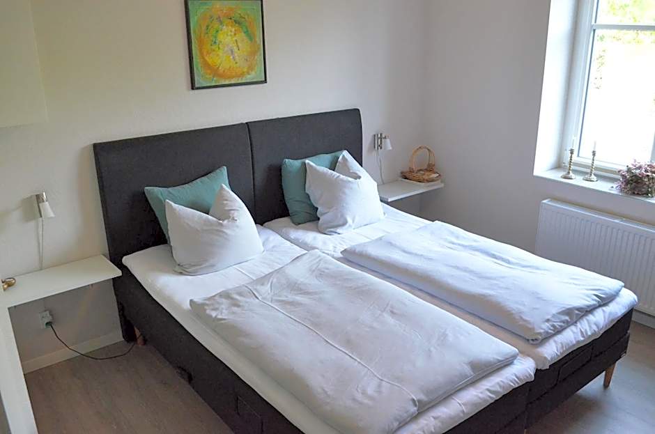 Foto 1 daripada 6 — 1 Double Bed or 2 Beds