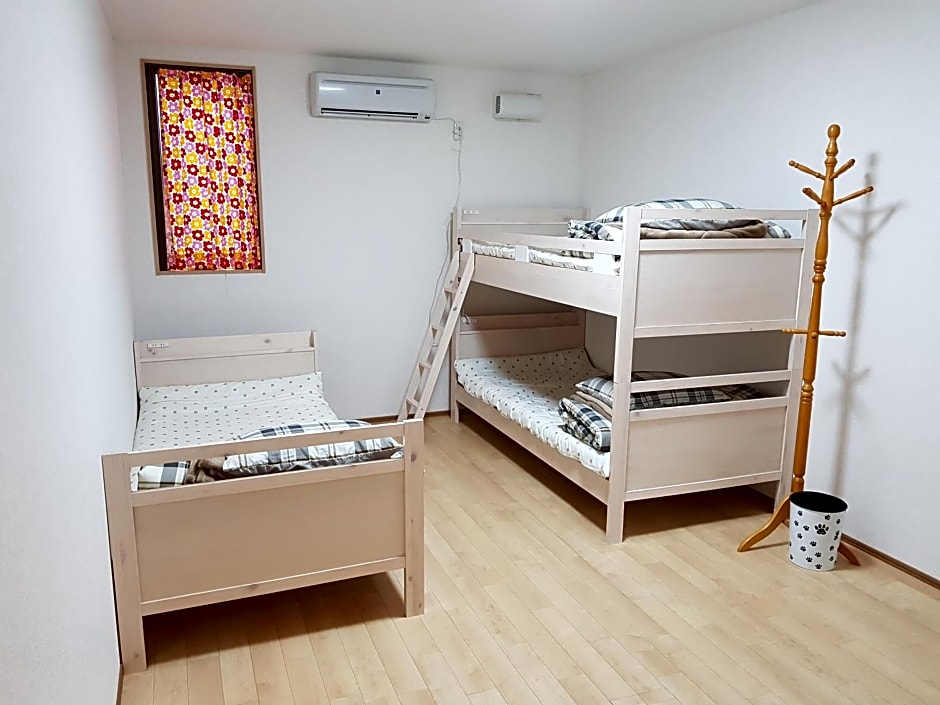 Midori Guesthouse&Hostel