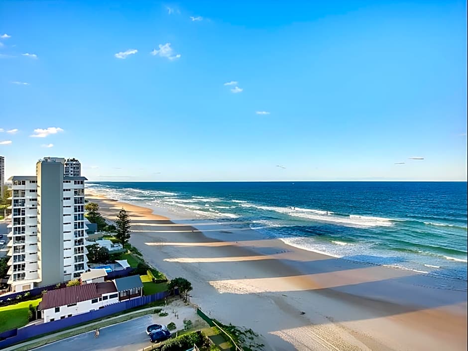 Beachside Tower Apartment