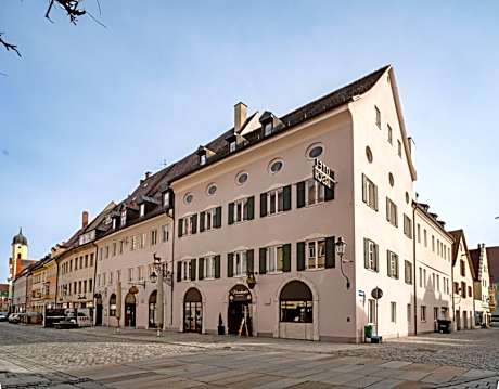 Hotel Goldener Hirsch