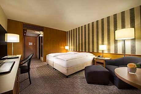 Classic Double or Twin Room