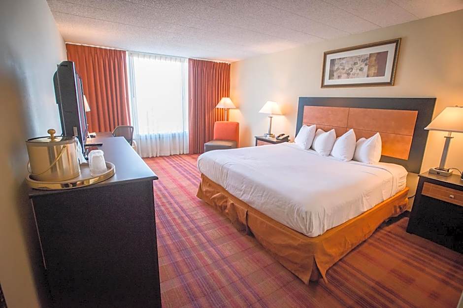 Exton Hotel and Conference Center