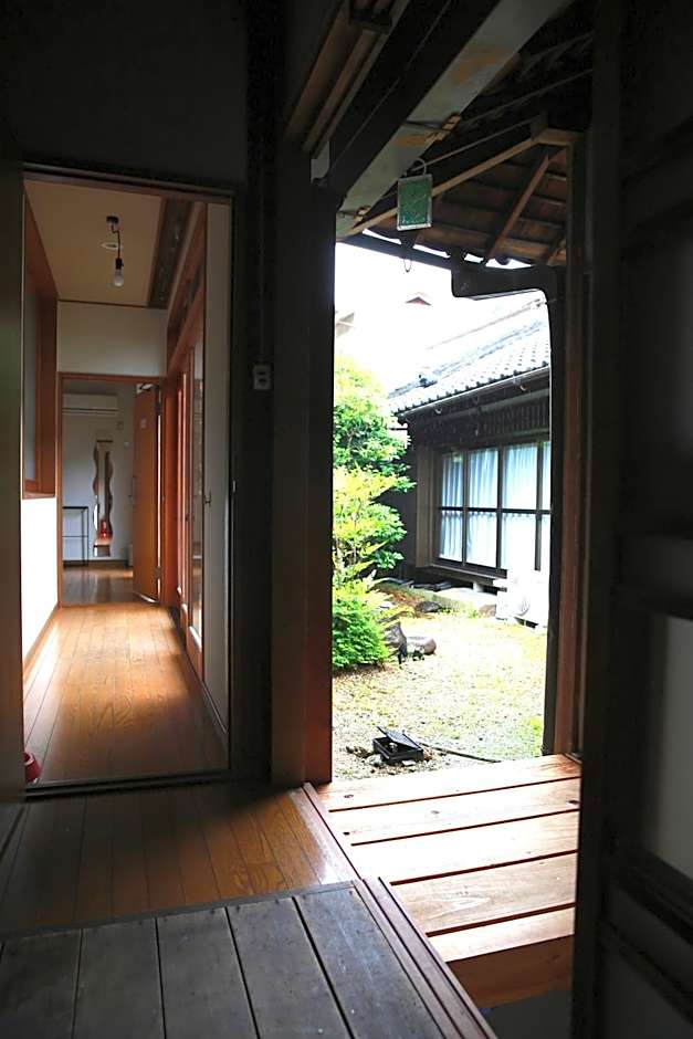 Yuzan Guesthouse