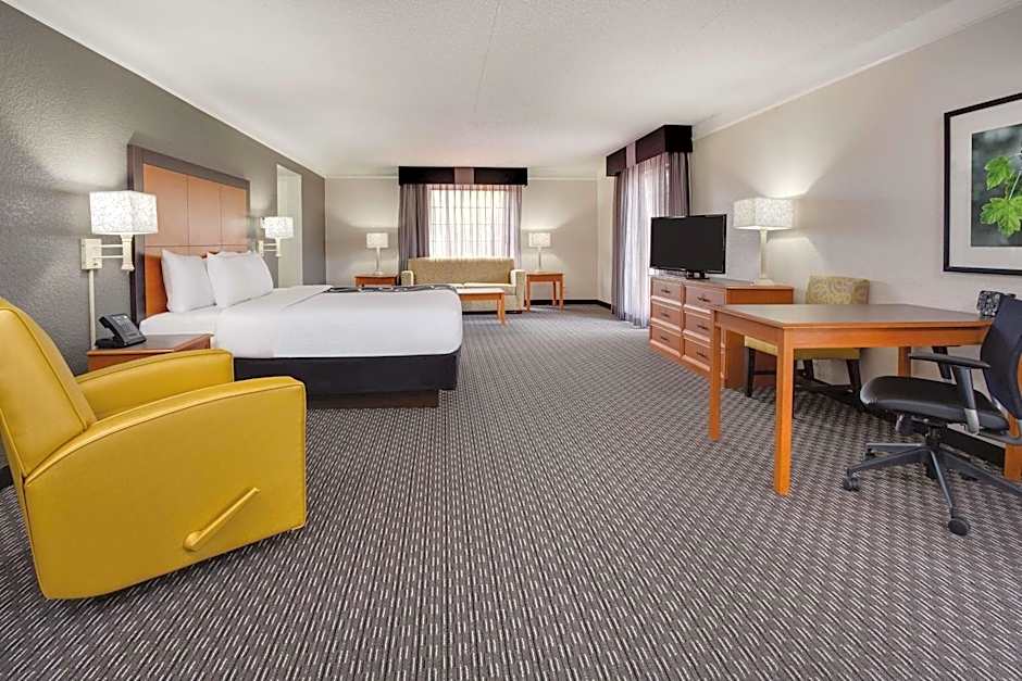 Days Inn by Wyndham Gainesville Florida