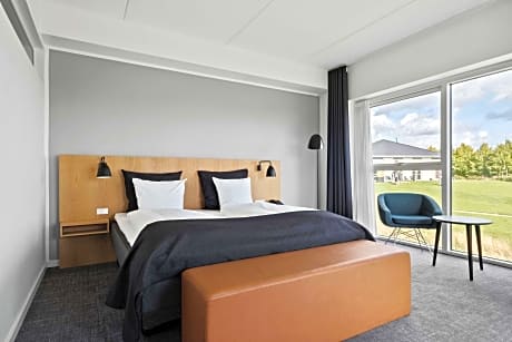 1 King Bed  Non-Smoking Superior Room Terrace Balcony Double Shower