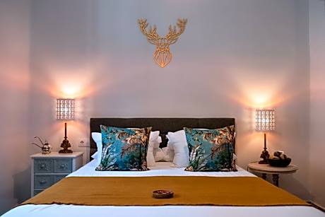 Deluxe Double Room with Bath