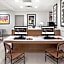 Holiday Inn Express & Suites Baton Rouge East By IHG