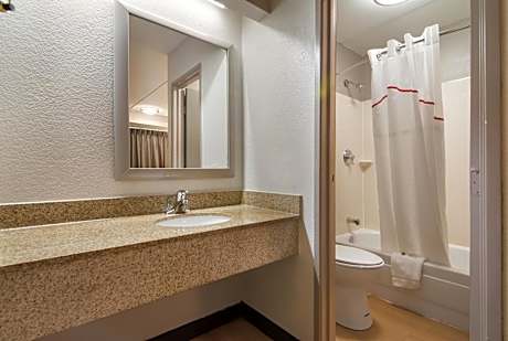 Deluxe Room with Two Double Beds Smoke Free