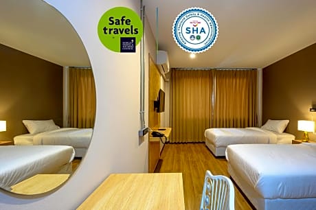 Grand Deluxe Twin Room