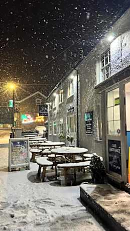 The Lamb and Flag Inn