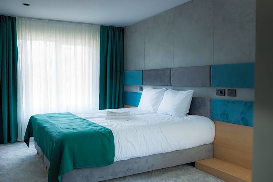 Hotel Plutitor Lebăda