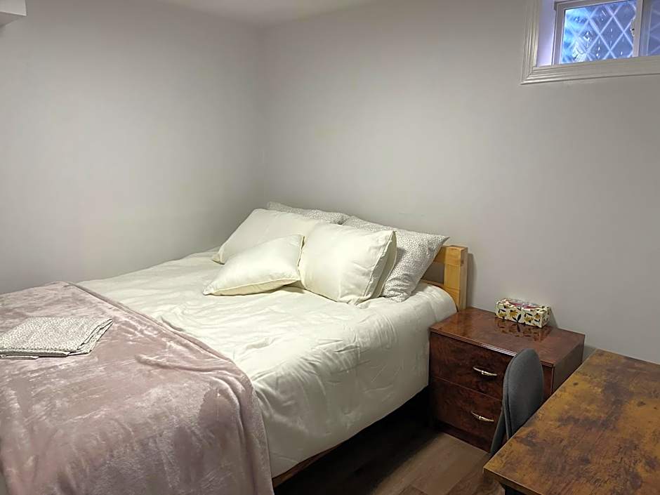 One bedroom of Cozy 2 bedrooms apartment