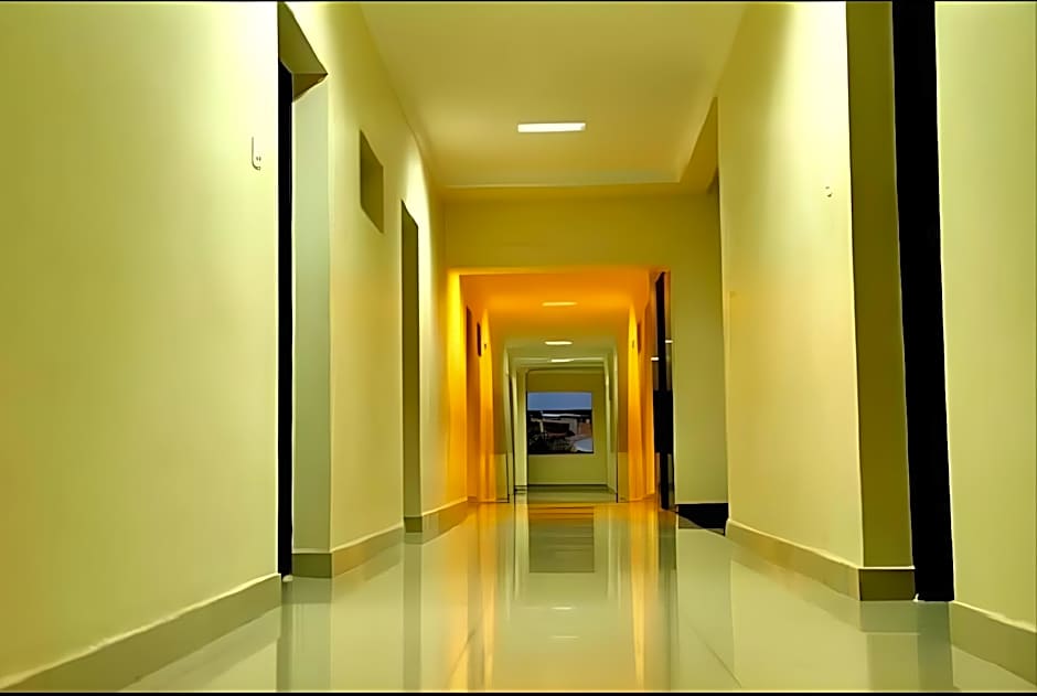 HOTEL BHARANI