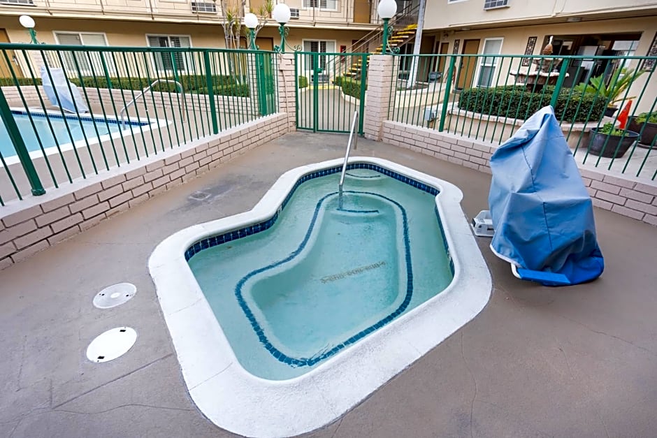 Americas Best Value Inn & Suites Anaheim