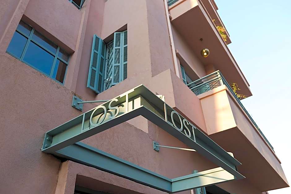 Hotel Lost