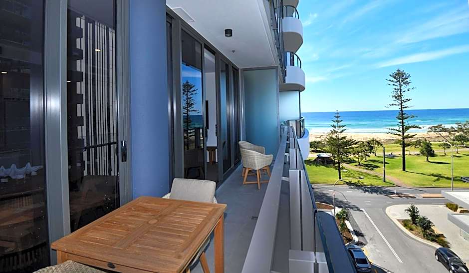 X Kirra Apartments