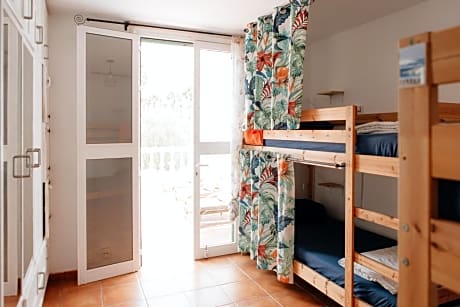 Bed in 4-Bed Female Dormitory Room with Sea View