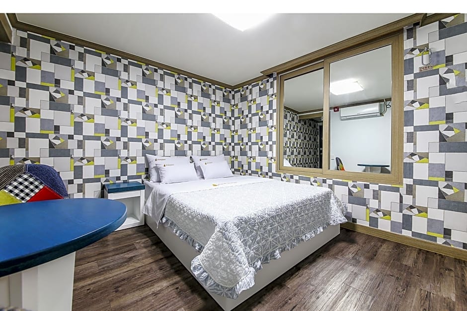 Dubai Motel