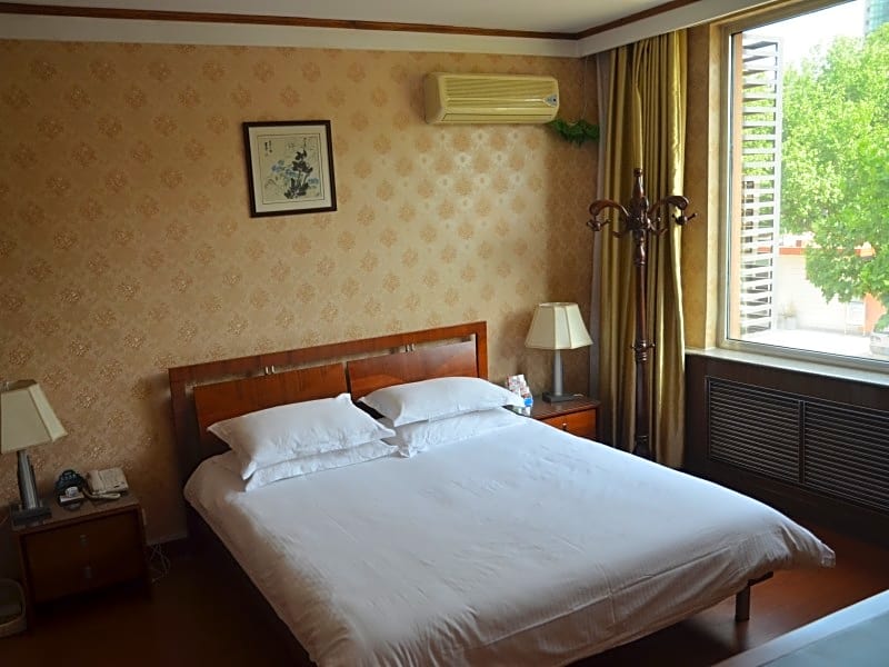 GreenTree Inn WeiFang QingZhou Middle HaiDai Road Electric Power Shell