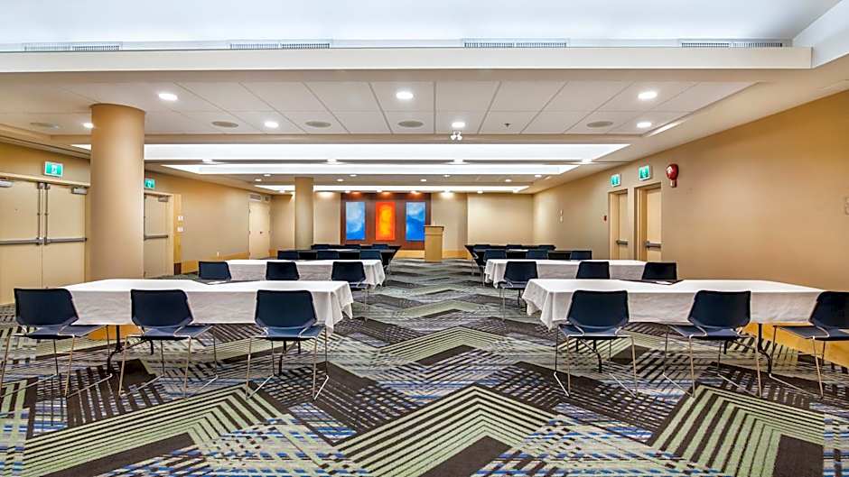 Holiday Inn Express-Langley By IHG