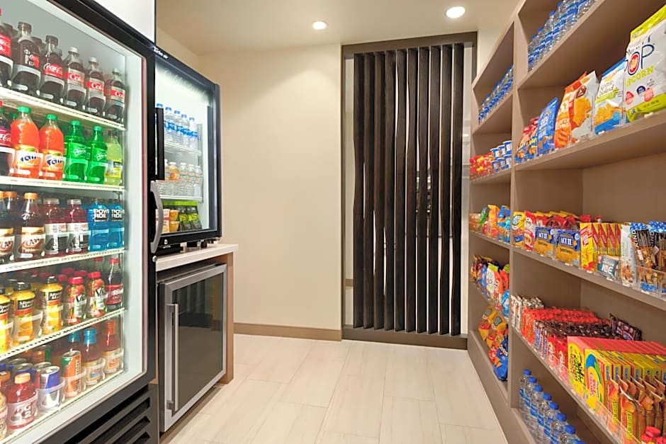 Holiday Inn Express And Suites Beaver Dam By IHG