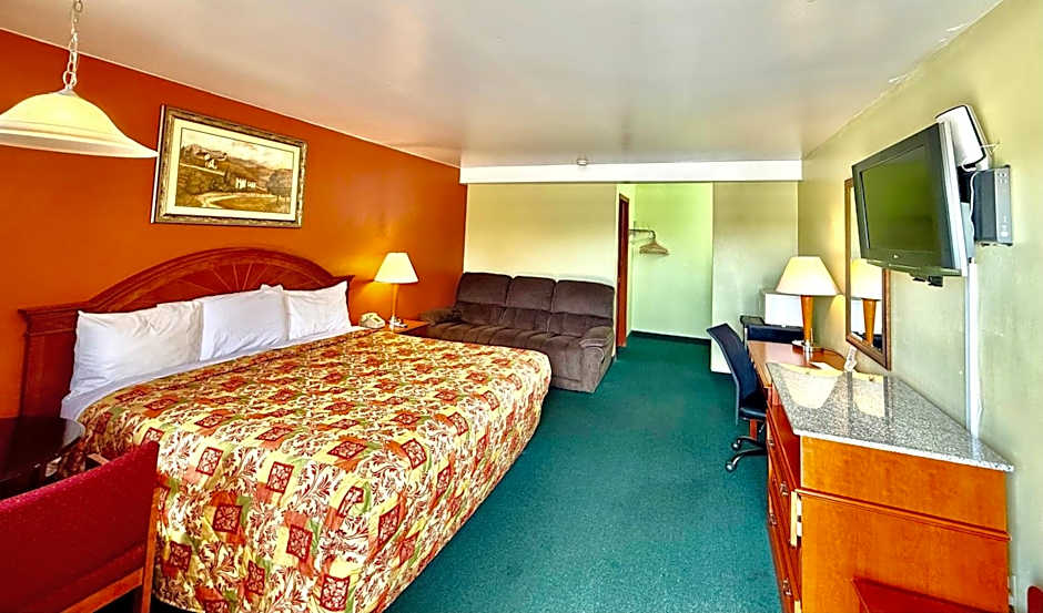 Photo 1 of 17 of 1 King Bed