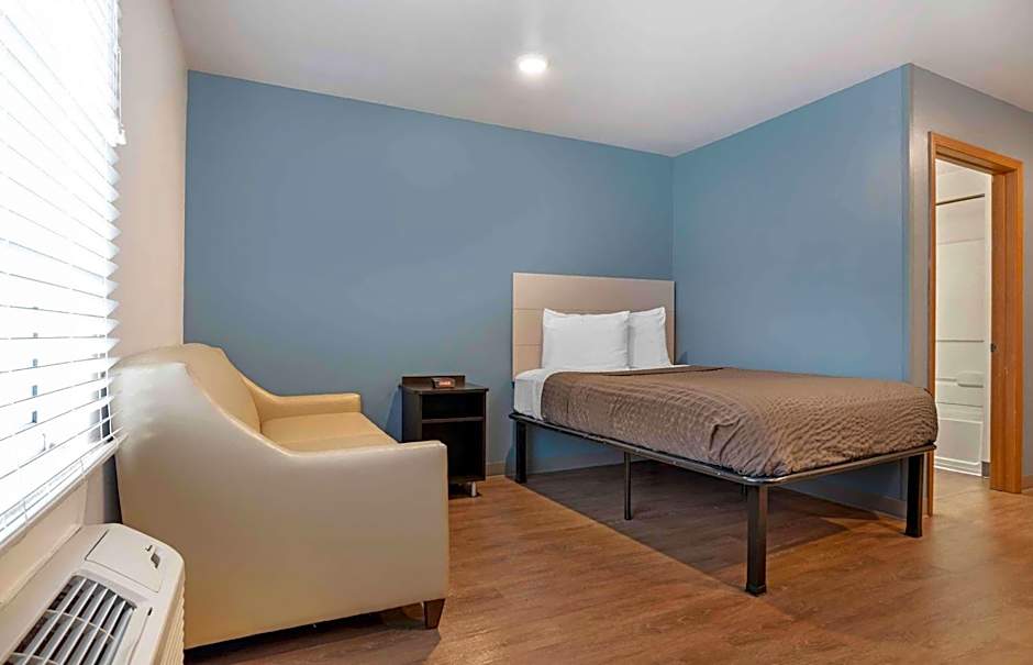 Extended Stay America Select Suites - Pensacola - Northeast