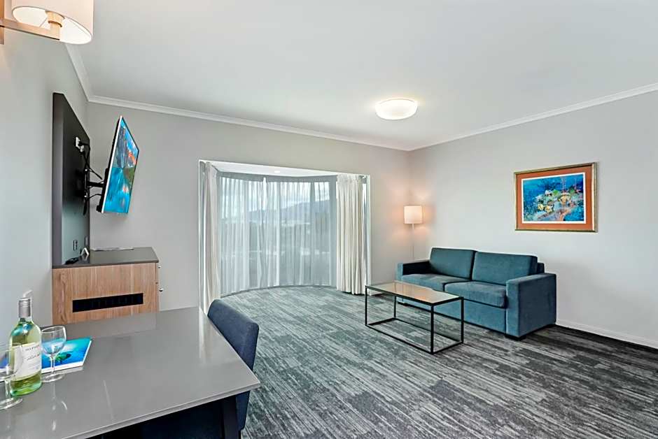 Cairns Sheridan Hotel