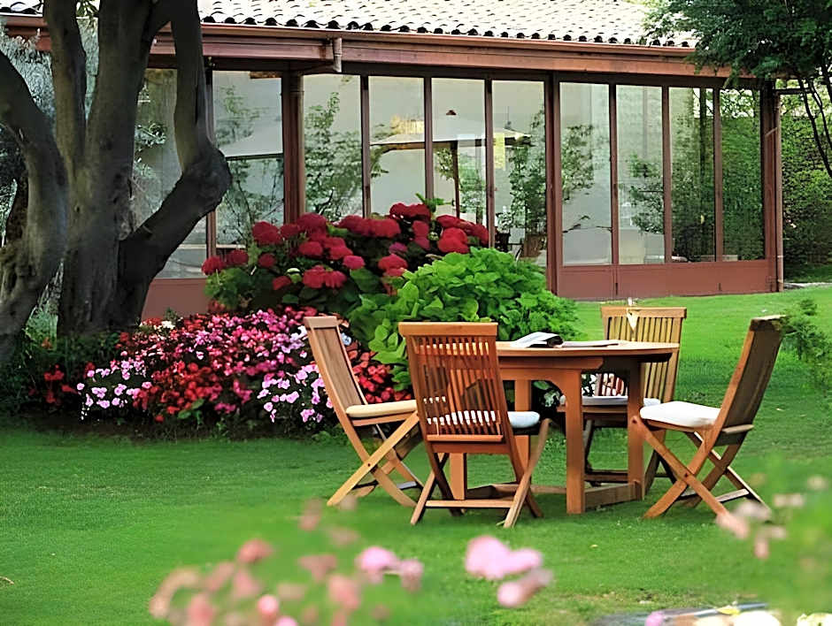 Hotel & Restaurants - Maison Chabran