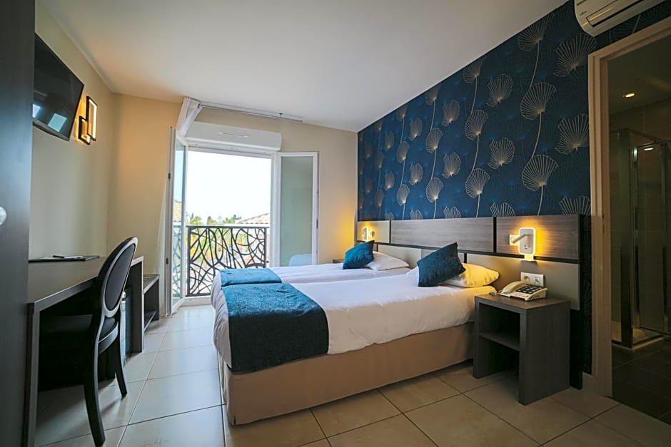 Holidays & Work HOTEL