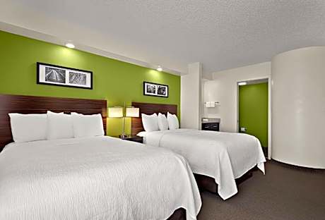 Business Room with Two Queen Beds Non-Smoking