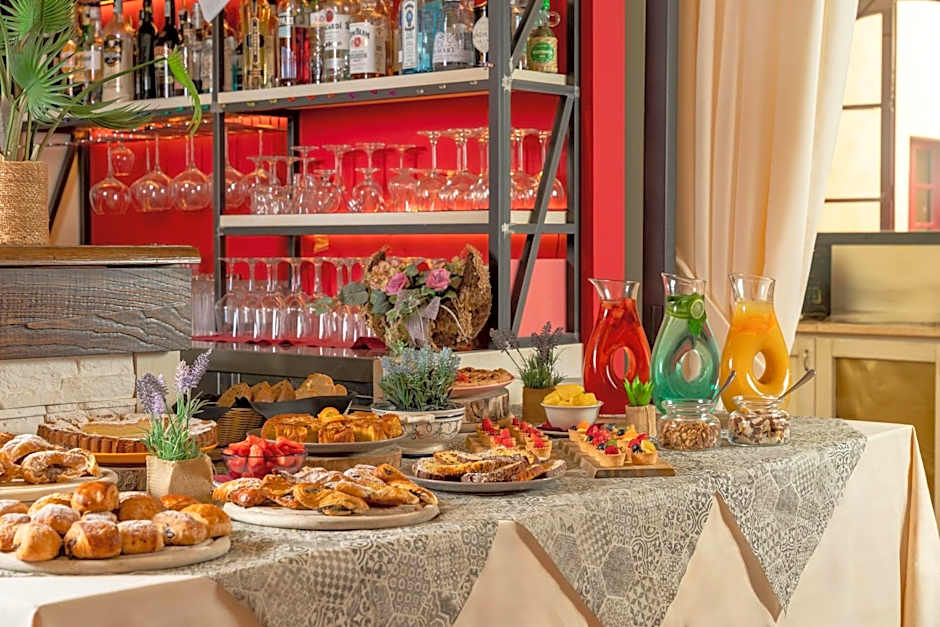 Hotel Casolare Le Terre Rosse