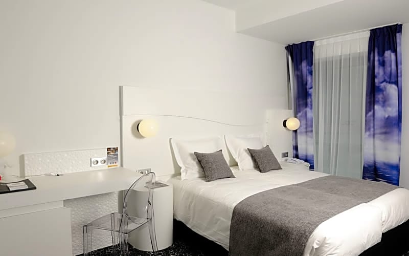 Comfort Hotel Centre Del Mon