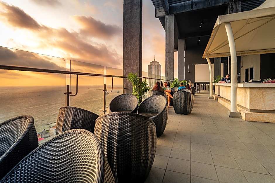 Pullman Colombo City Centre