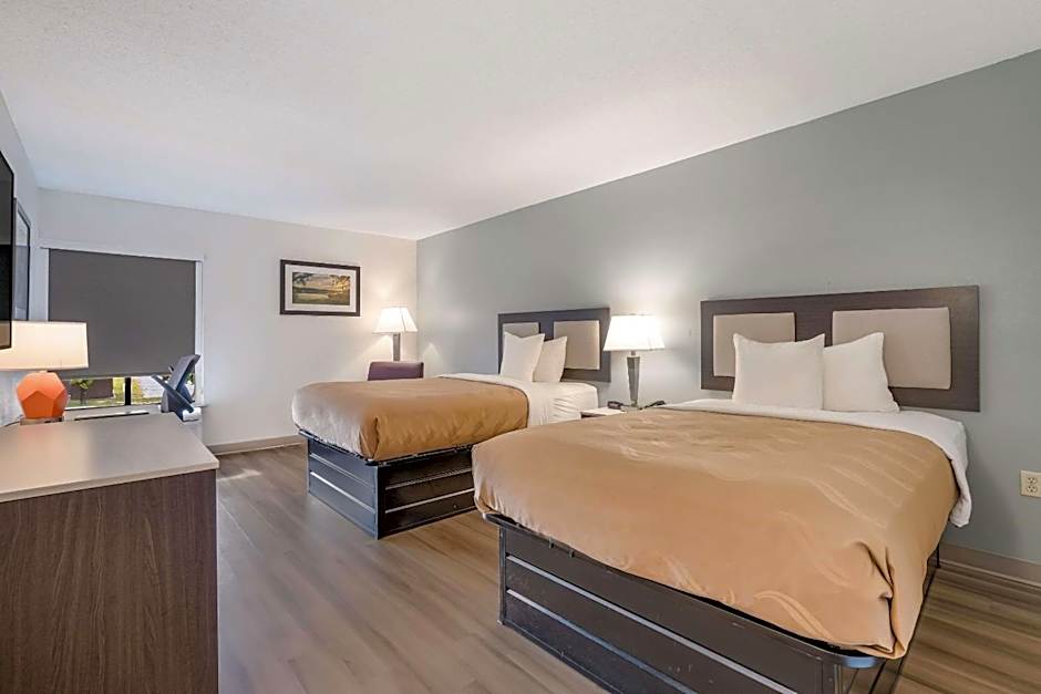 Quality Inn Jacksonville near Camp Lejeune