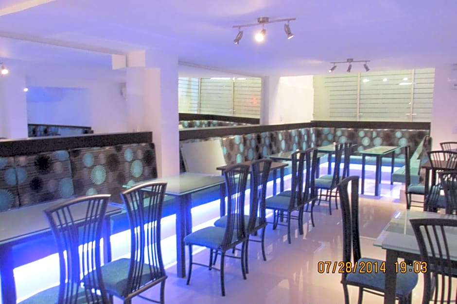 Hotel Calima Real