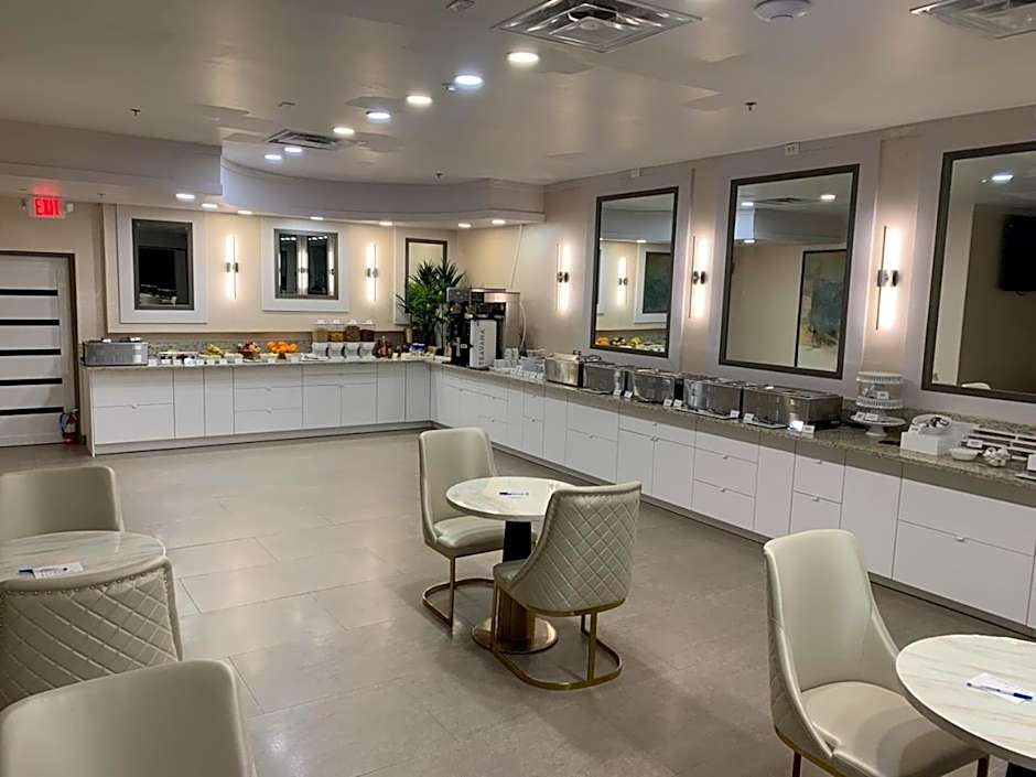 Ramada by Wyndham DFW Airport