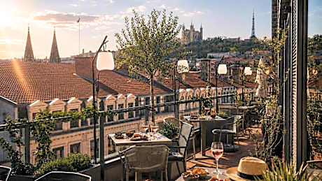 Maison Nô - Hôtel et Rooftop