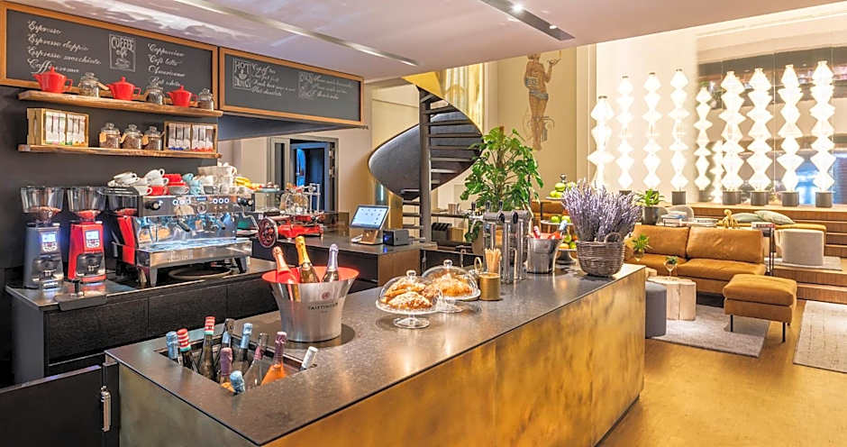 Mosaic House Design Hotel